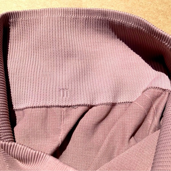Lululemon Awakening Crop Taryn Toomey Collection 17” Misty Mauve - Size 6 - Picture 11 of 11